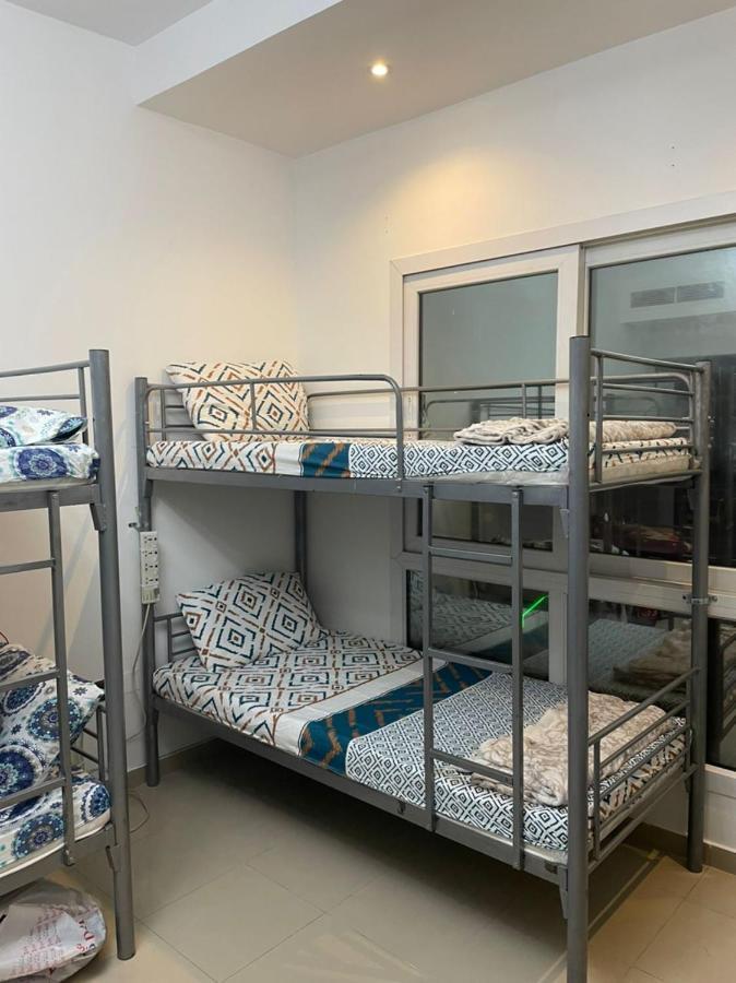 Decent Boys Hostel In Center Of Bur Dubai Next To Burjuman Metro Station With All Free Facilities Kültér fotó